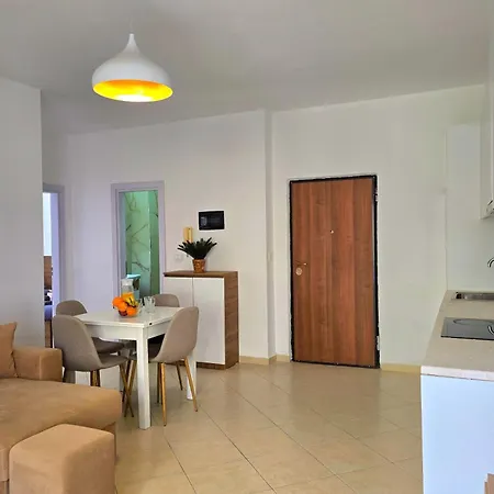 Happy Qerret Apartmán