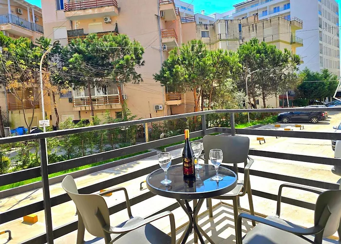 Happy Qerret Lejlighed *